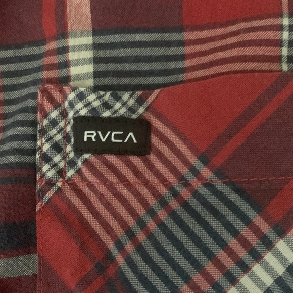 Rvca Men’s size large short sleeve button down shirt plaid red navy cream gray - Picture 2 of 8